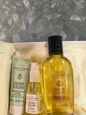 L'OCCITANE Amande Almond travel set